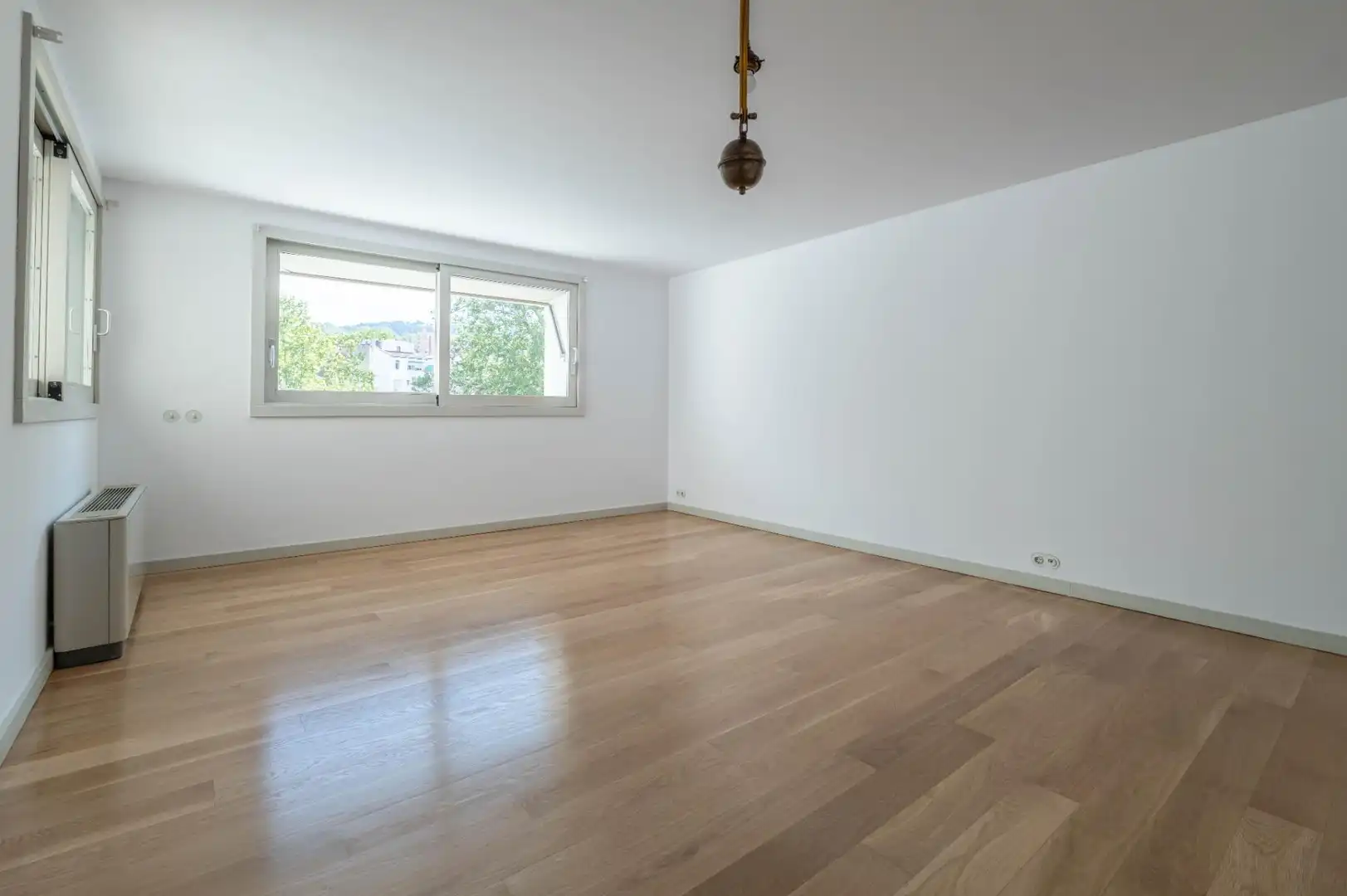 Habitación de Piso en venta en Granada con Calefacción, Parquet y Alarma