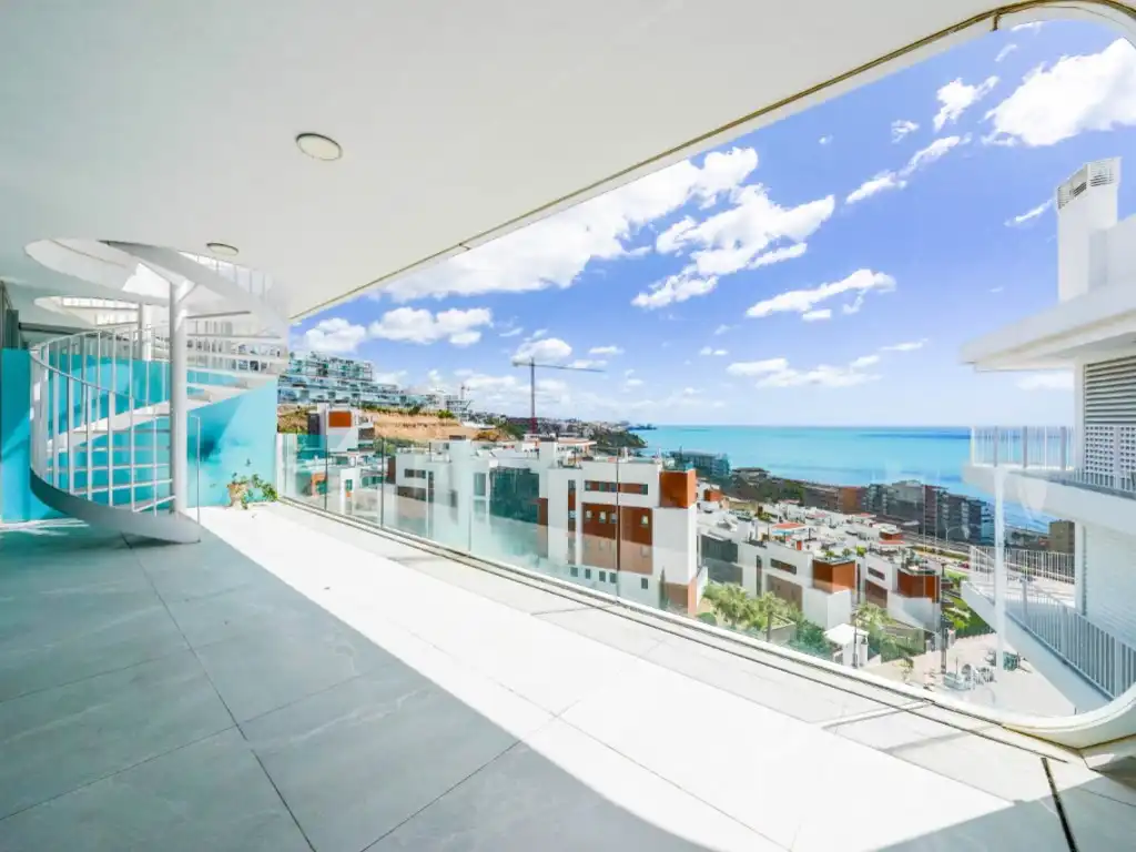 Terrace of Flat for sale in Fuengirola  with Air Conditioner, Terrace and Swimming Pool