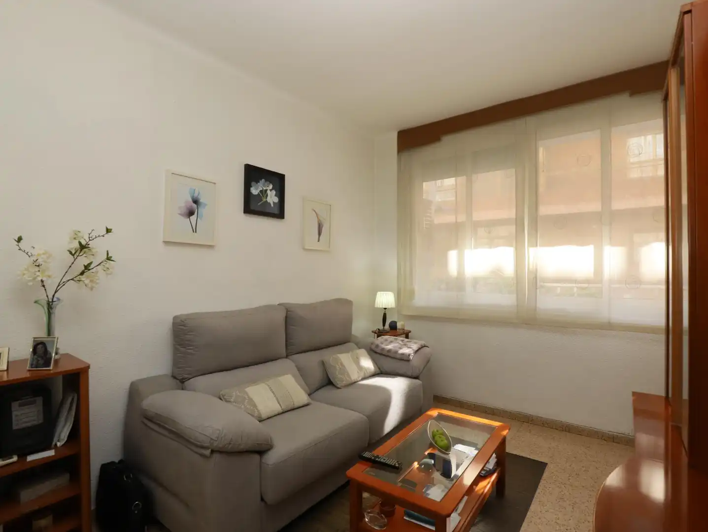 Sala d'estar de Pis en venda en Esplugues de Llobregat amb Aire condicionat