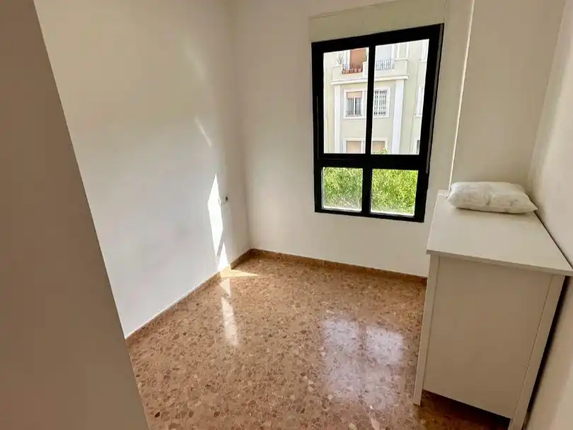 Bedroom of Flat for rent in  Valencia Capital  with Air Conditioner