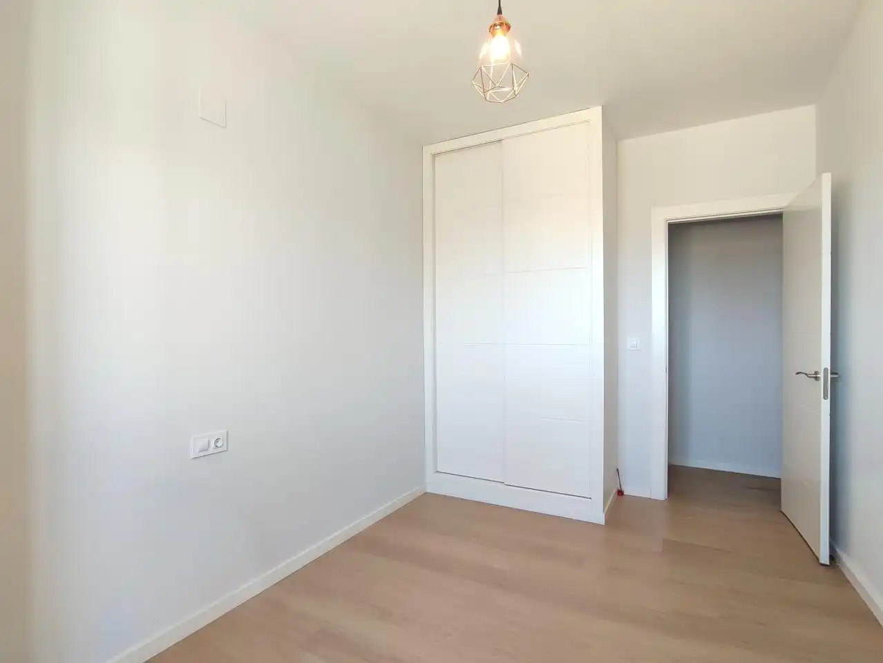 Habitación de Piso en venta en Albacete con Calefacción, Terraza y Trastero