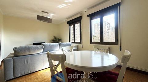Photo 4 of Flat for rent in Avenida de Colón, Residencia,  Logroño