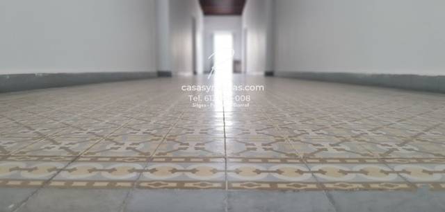 Edificio en Venta en Avinyonet del Penedès