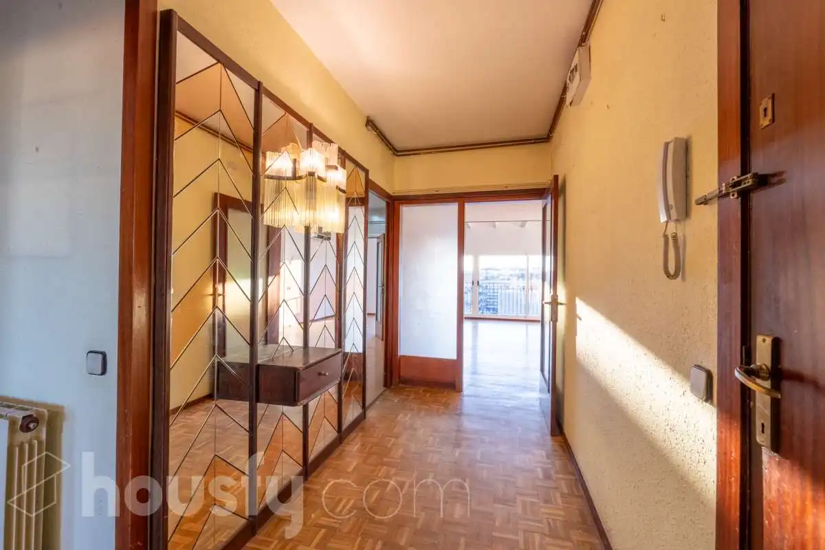 Duplexes for sale in RB SALVADOR SAMA, Centre Vila