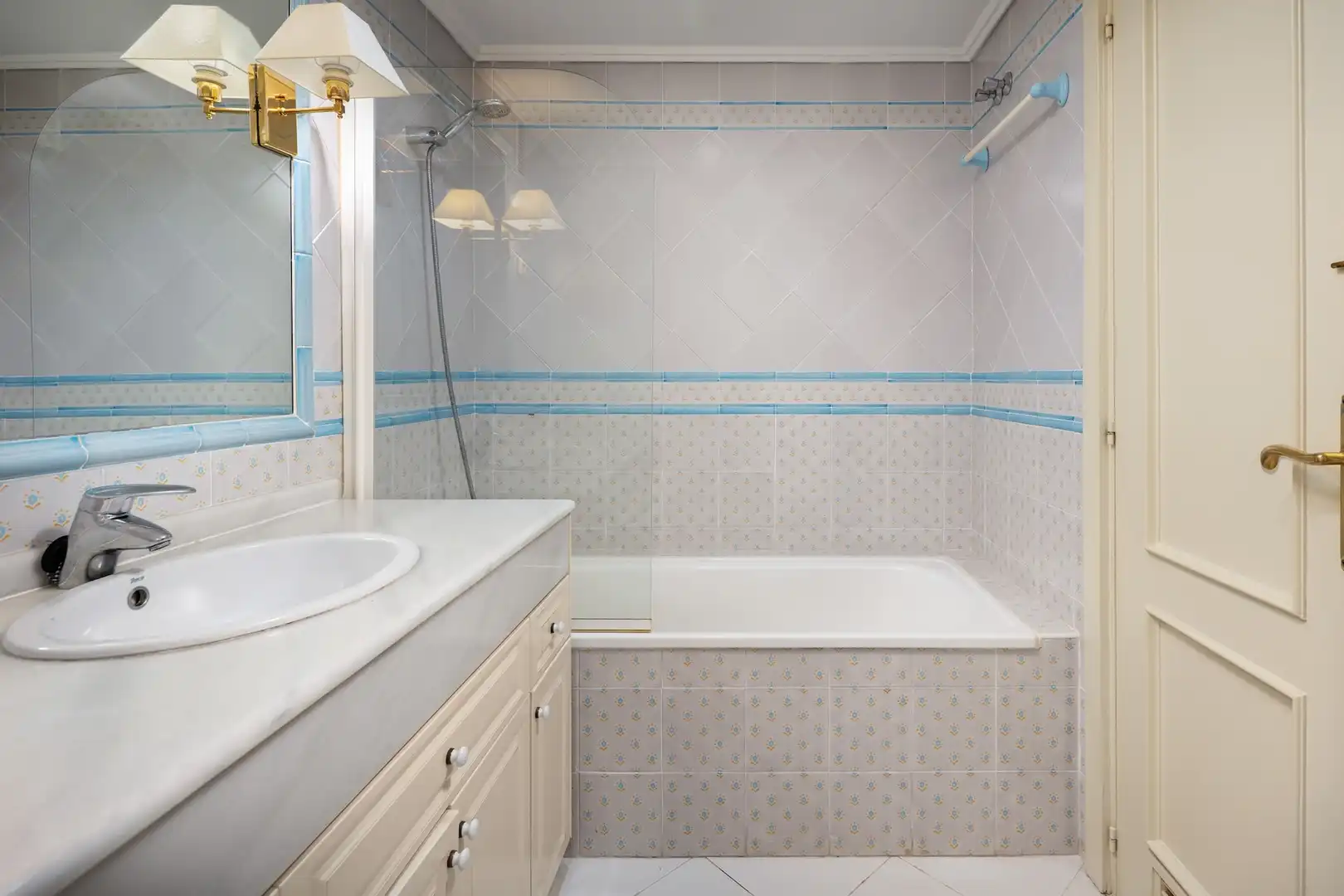 Baño de Piso en venta en Málaga con Aire acondicionado, Trastero y Amueblado