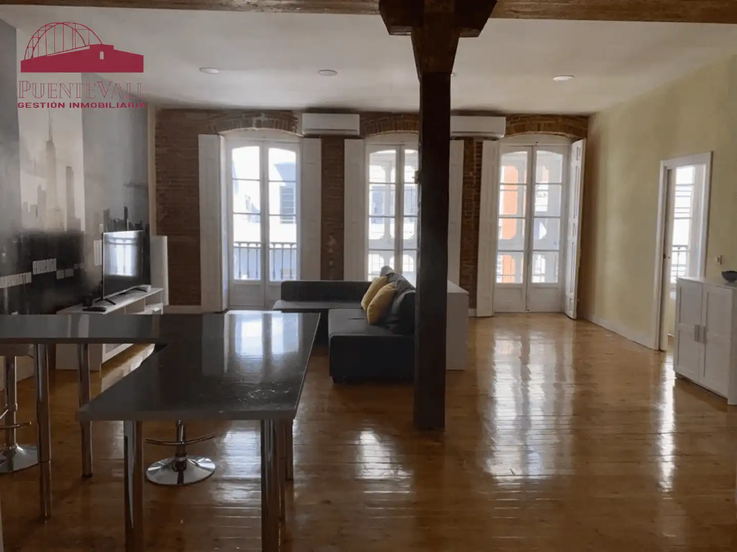 Living room of Flat for rent in Valladolid  with Air Conditioner, Heating and Furnished