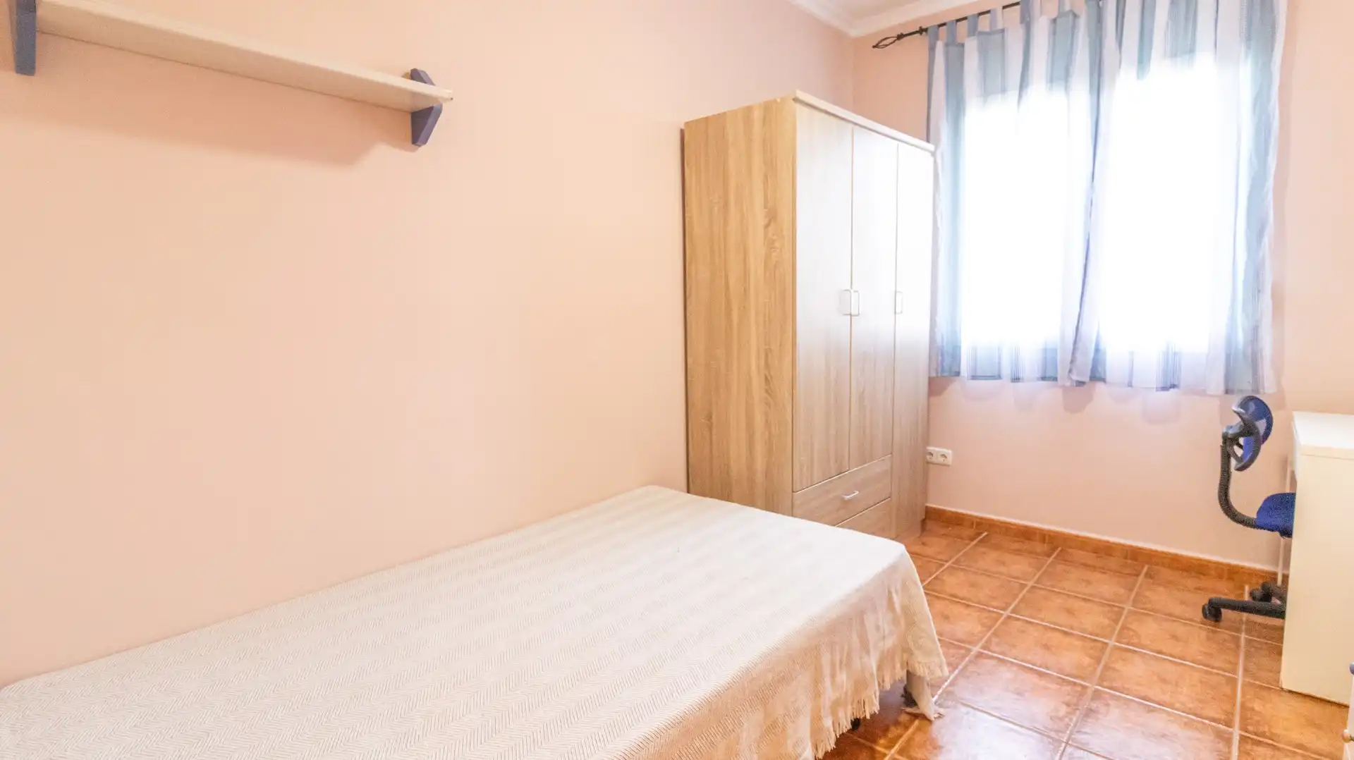 Habitación de Casa o chalet en venta en Elche / Elx con Aire acondicionado, Calefacción y Terraza