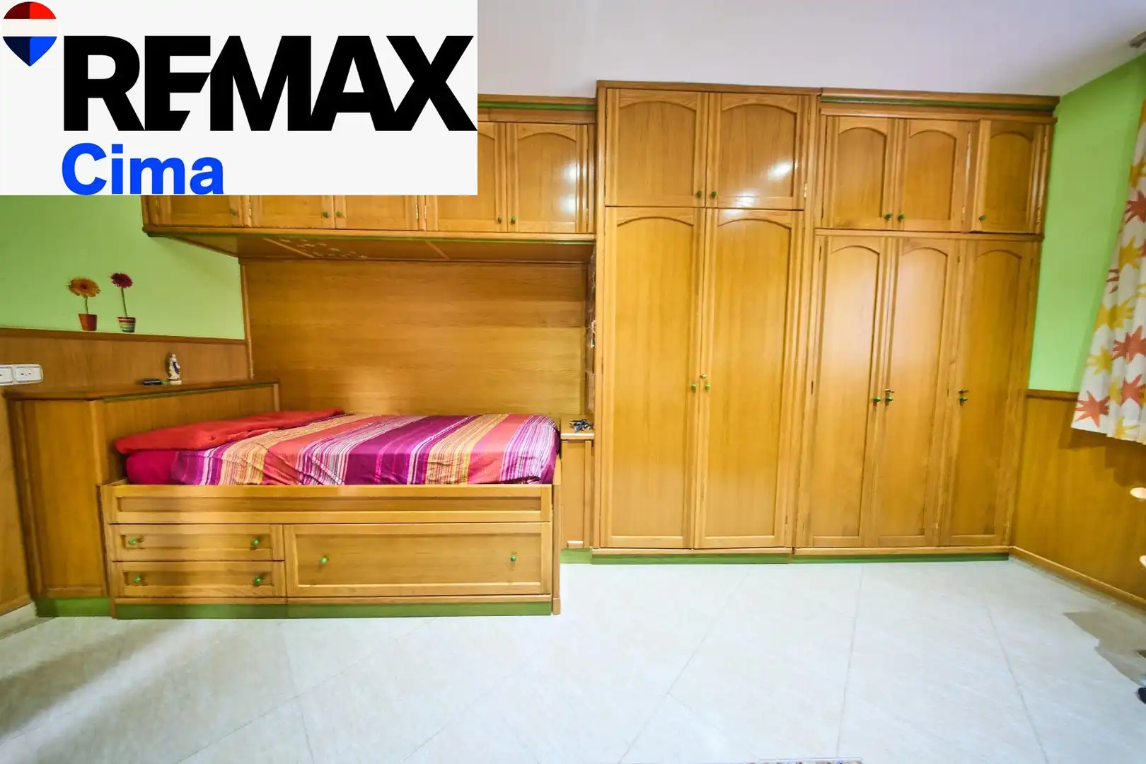 Habitación de Piso en venta en Baza, Granada