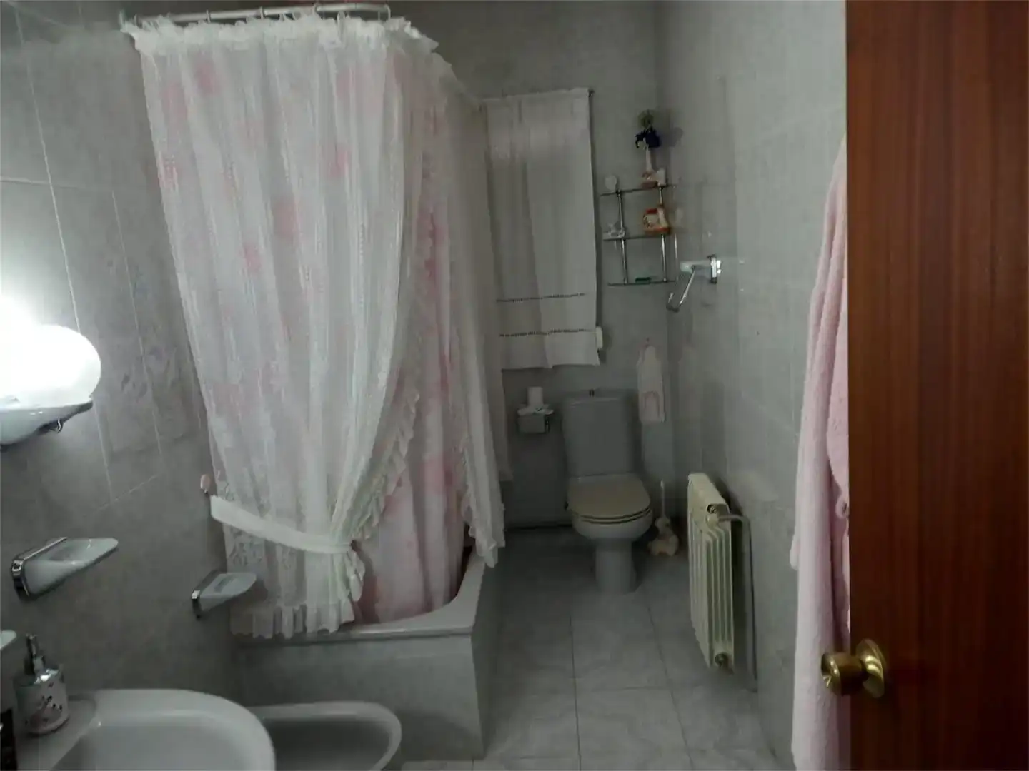 Bany de Pis en venda en Beas de Segura amb Traster i Balcó