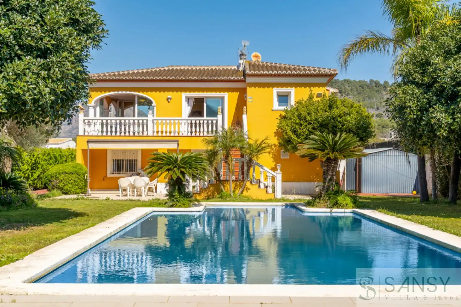 Detached house with pool for sale in Centro ciudad