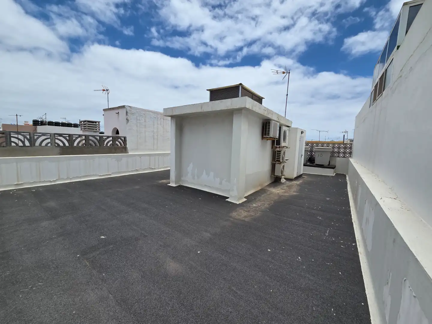 Vista exterior de Piso en venta en Las Palmas de Gran Canaria con Aire acondicionado, Terraza y Alarma