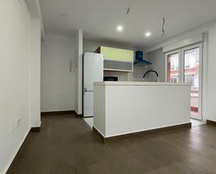 Kitchen of Flat to rent in  Madrid Capital  with Air Conditioner, Heating and Terrace