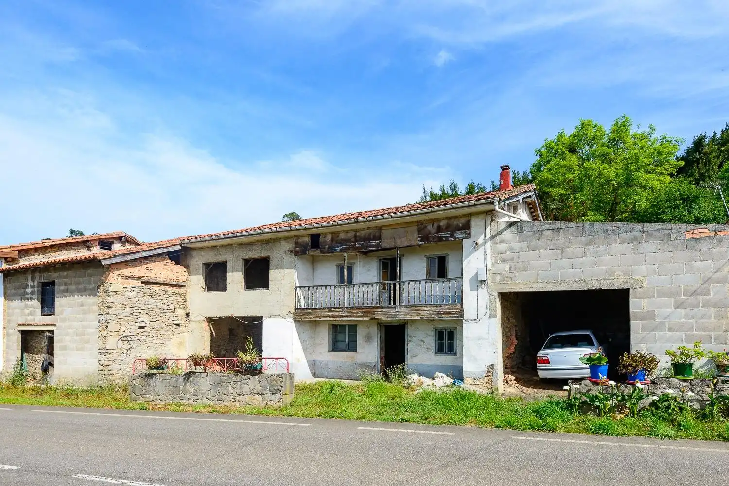 Vista exterior de Casa o xalet en venda en Sariego