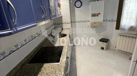 Foto 4 de Apartament en venda a Calle Ventilla, 8, Haro, La Rioja