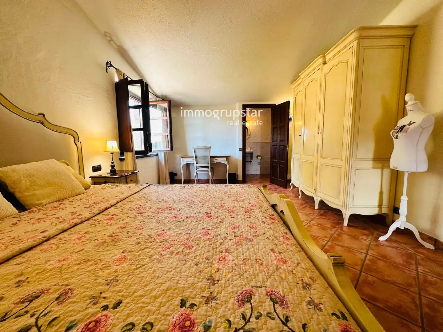 Habitación de Finca rústica en venta en Santa Cristina d'Aro con Terraza, Trastero y Piscina