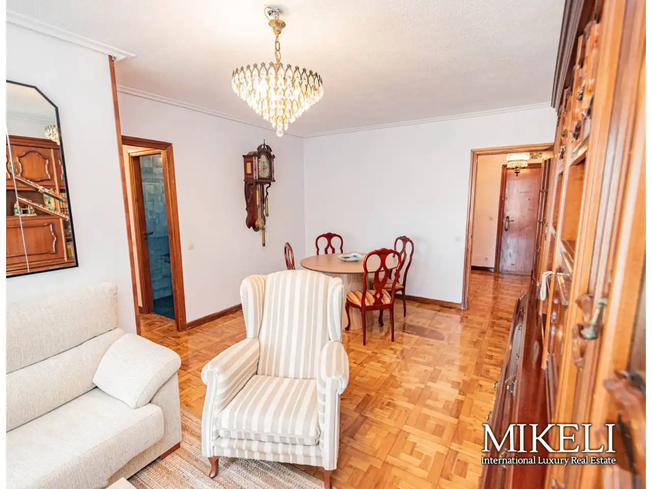 Comedor de Piso en venta en Santander con Calefacción, Parquet y Amueblado