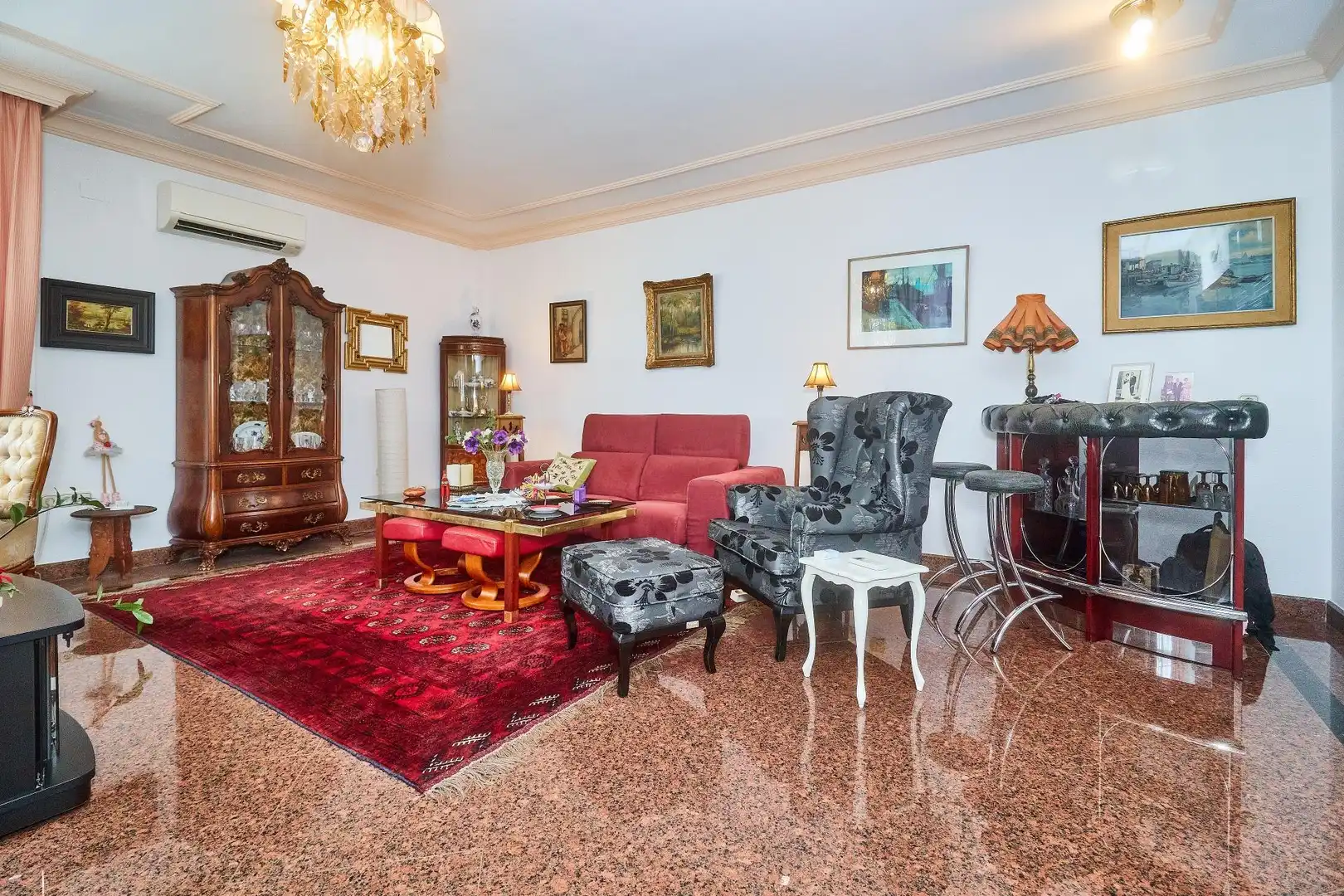 Sala d'estar de Casa o xalet en venda en Fuengirola amb Aire condicionat, Calefacció i Terrassa