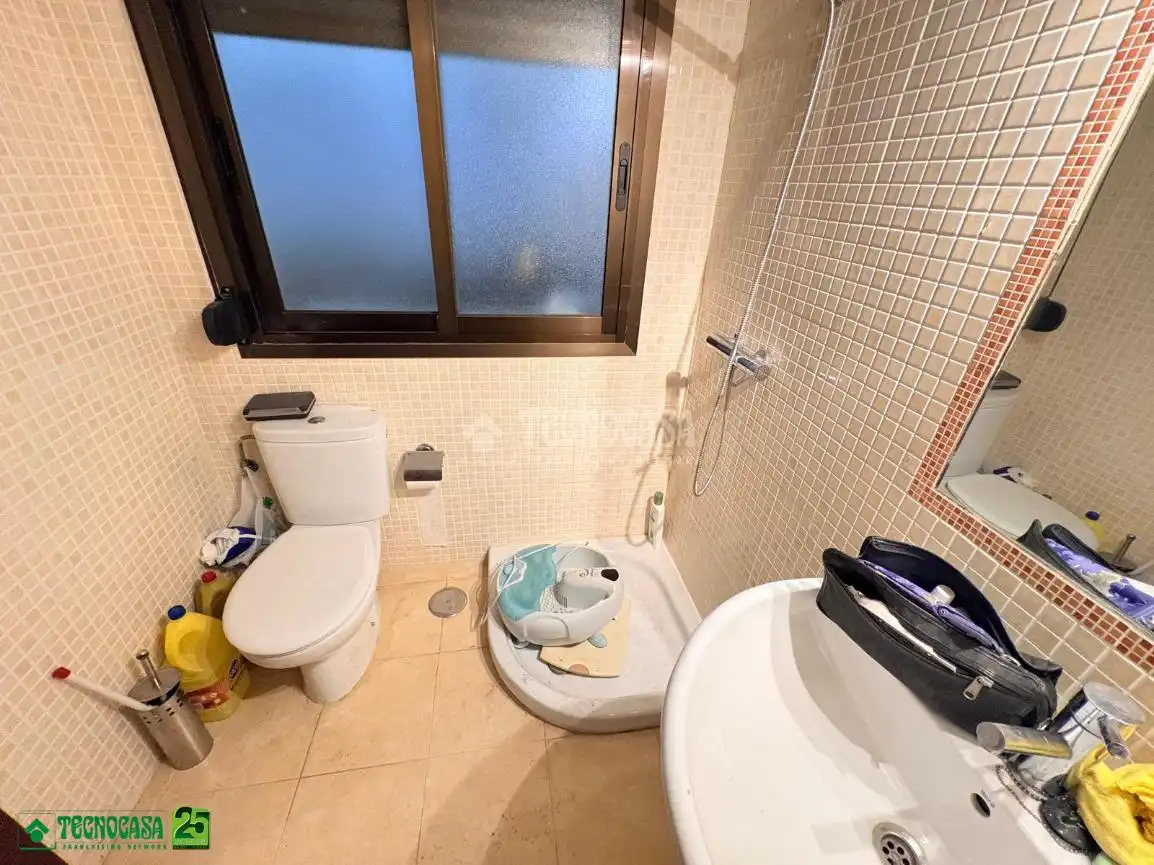 Baño de Casa adosada en venta en Miguelturra con Aire acondicionado