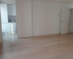 Bedroom of Flat for sale in  Madrid Capital  with Air Conditioner, Terrace and Swimming Pool