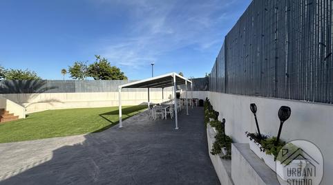 Foto 3 de Casa o xalet en venda a De la Mimosa, Los Girasoles, Alicante