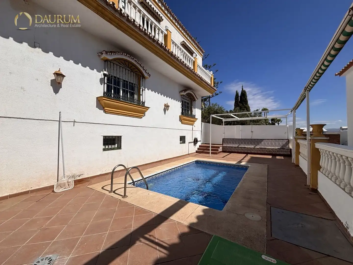 Vista exterior de Casa o chalet en venta en Alhaurín de la Torre con Aire acondicionado, Terraza y Trastero