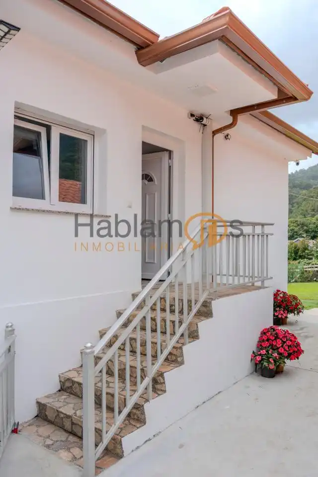 Casa rustica con giardino in vendita a Vilaboa, imagen 9