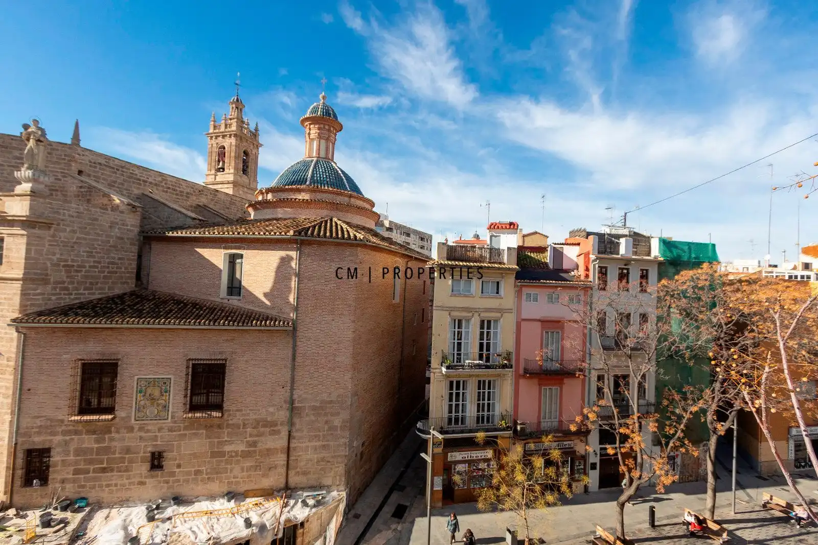 Außenansicht von Gebäude zum Verkauf in Valencia