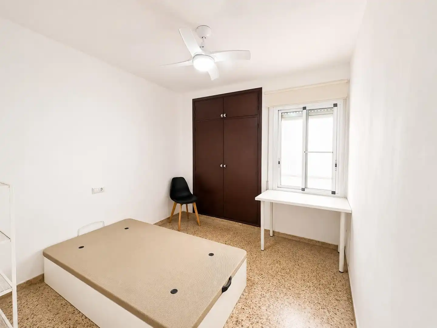 Habitación de Piso en venta en Valencia con Balcón