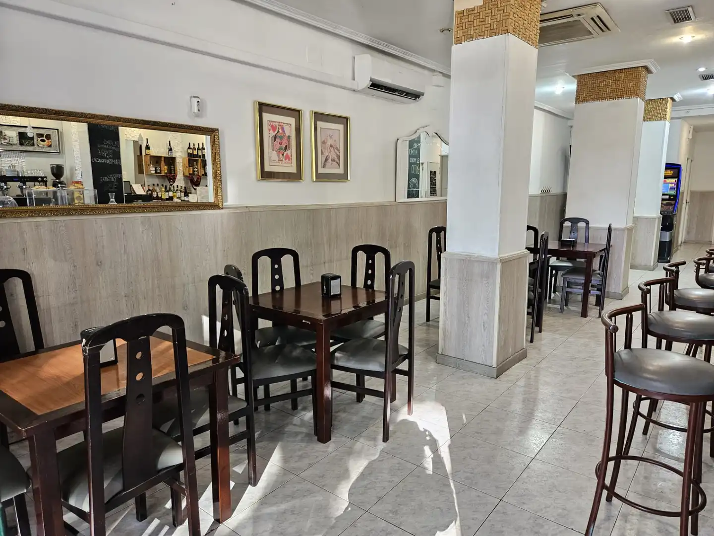 Local comercial en traspaso en Calle de los Hermanos Gambra, imagen 23