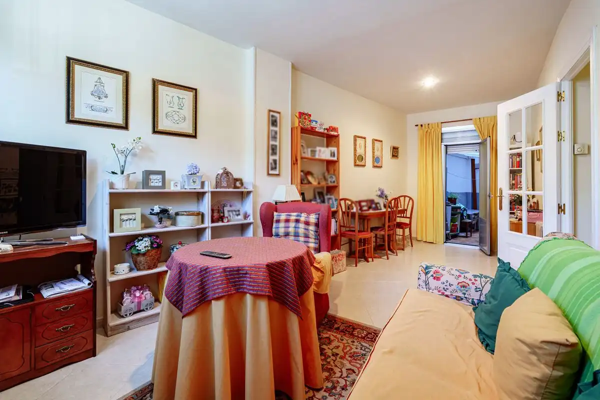 Wohnzimmer von Erdgeschoss zum Verkauf in Madrid mit Heizung