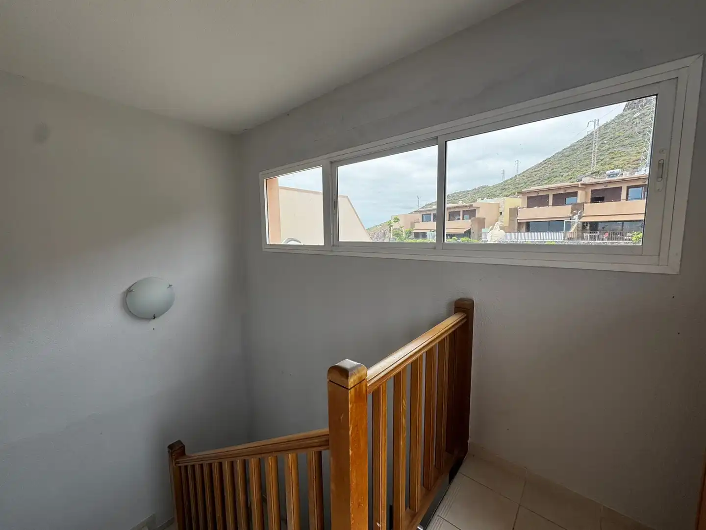 Einfamilien-Reihenhaus zum Verkauf in Adeje mit Terrasse