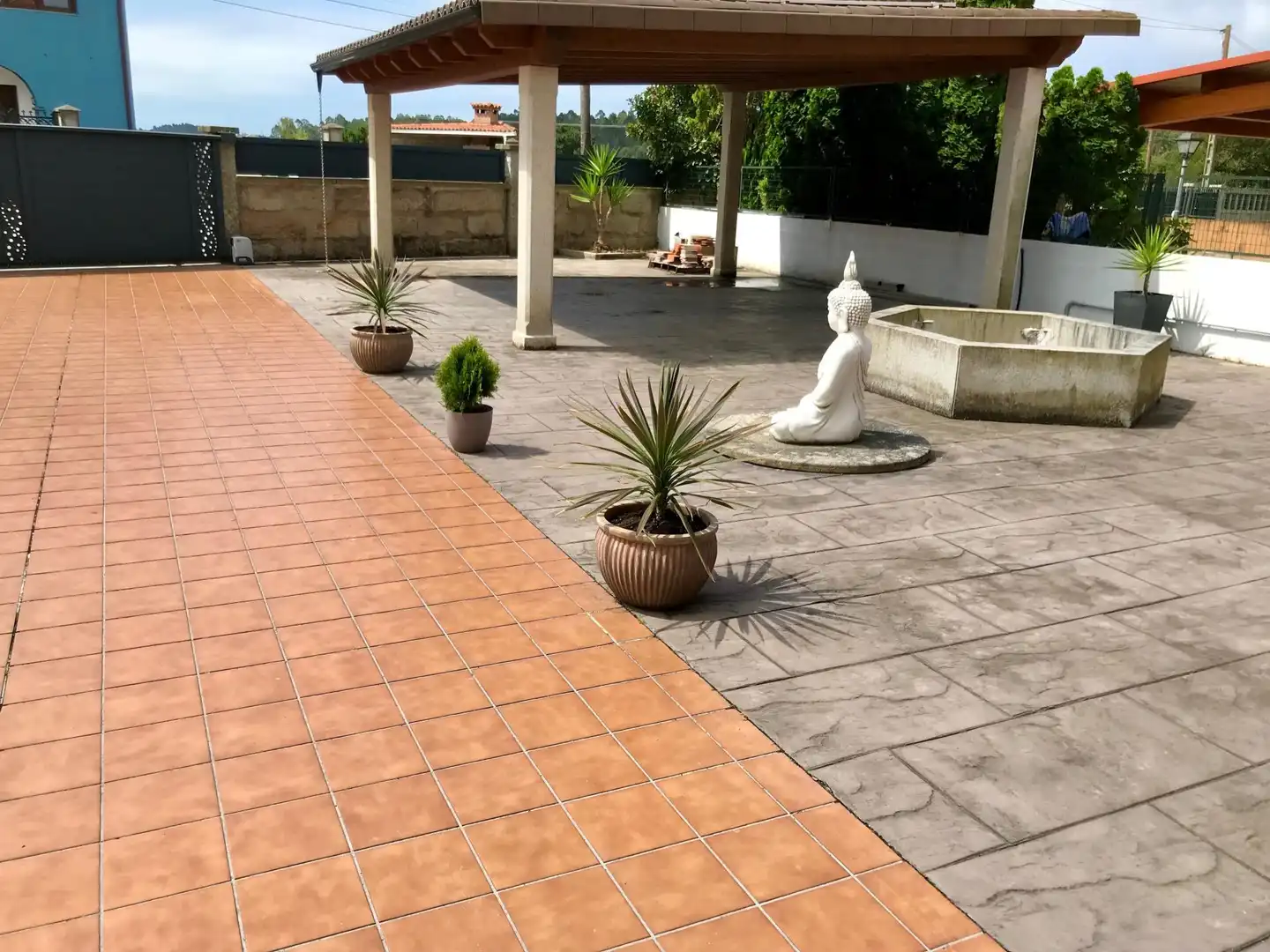 Terraza de Casa o chalet en venta en Ribeira con Calefacción, Piscina y Amueblado