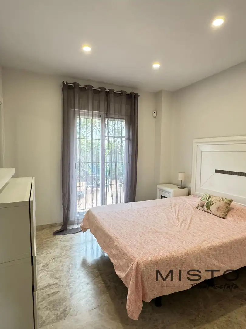 Habitación de Piso en venta en Marbella con Aire acondicionado, Terraza y Piscina