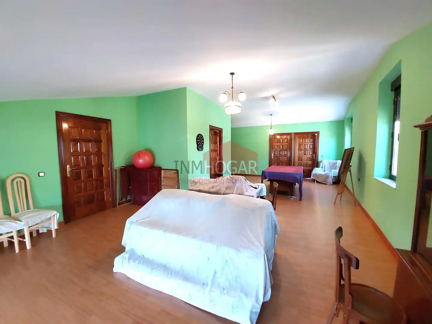 Bedroom of Houses for sale in Gutierre-Muñoz  with Heating, Private garden and Storage room
