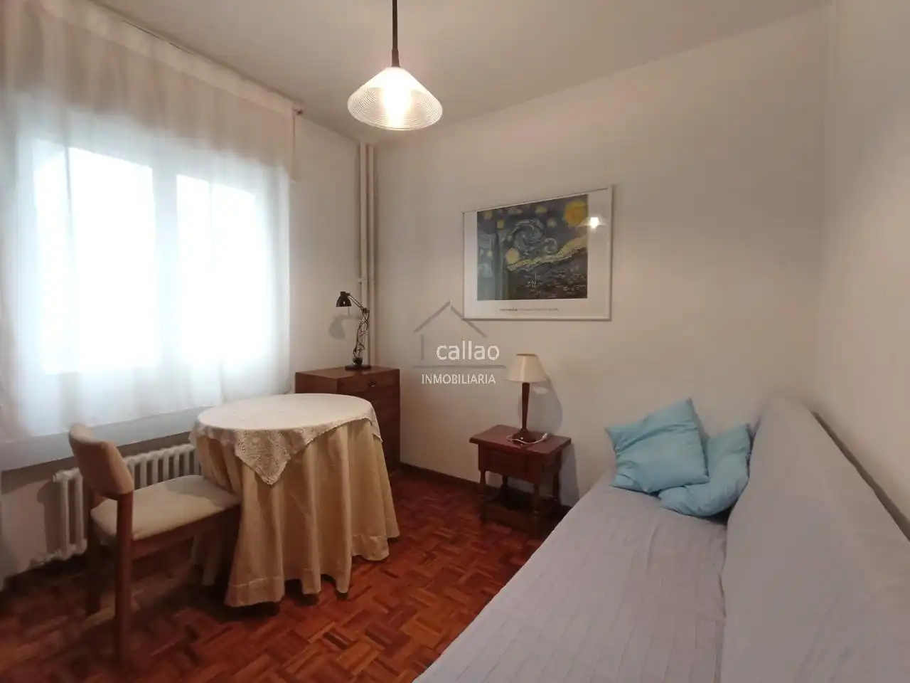 Habitación de Piso de alquiler en Ferrol con Calefacción, Parquet y Amueblado