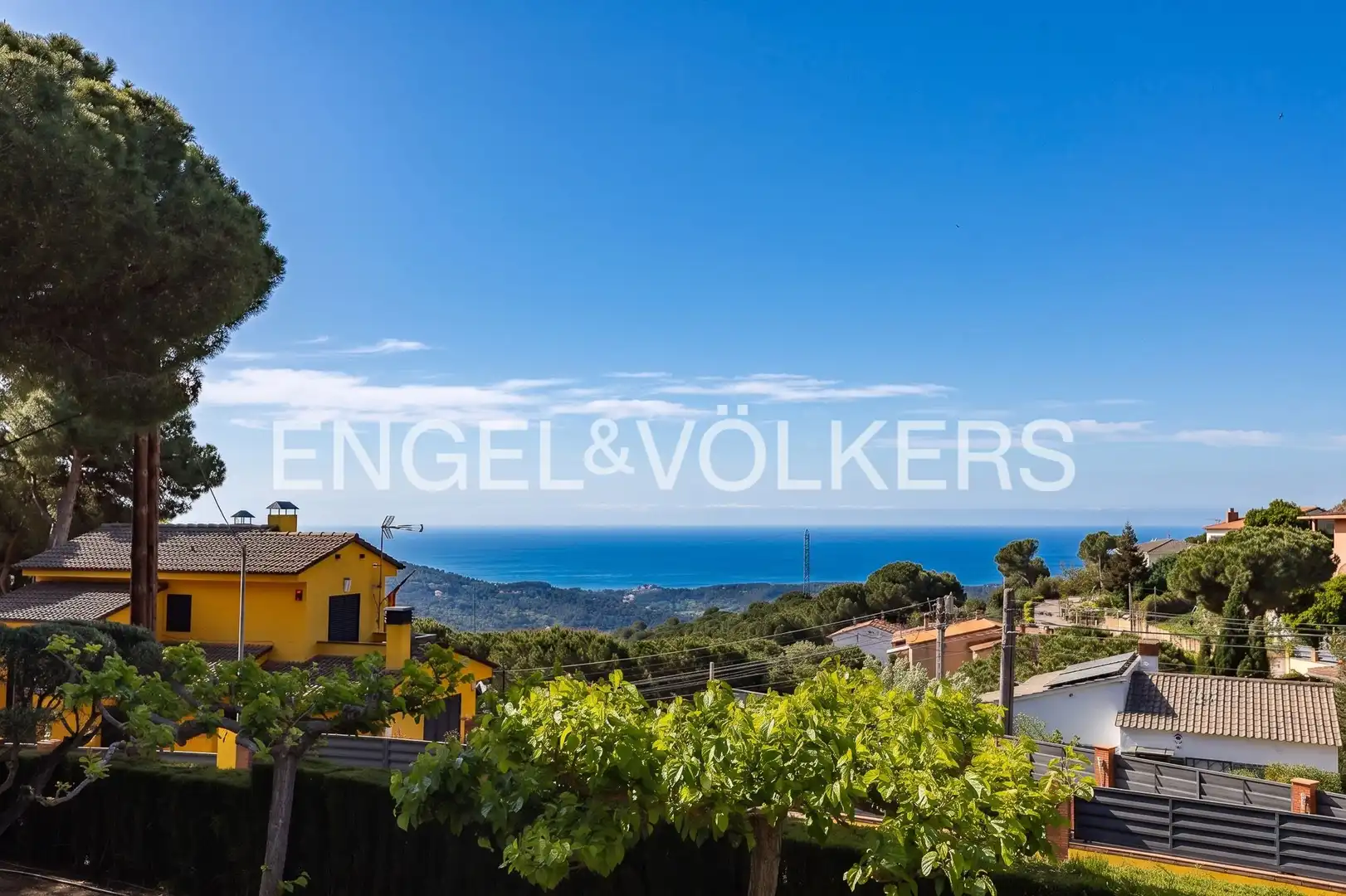 Casa amb terrassa en venda a Sant Cebrià de Vallalta