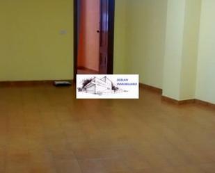 Bedroom of Office to rent in Cangas 