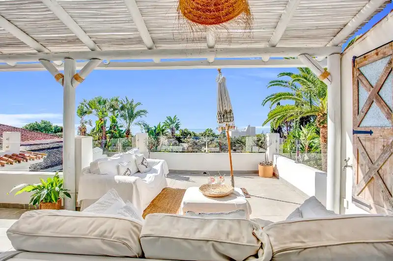 Chalet con piscina en venta en Elviria - Cabopino, imagen 5
