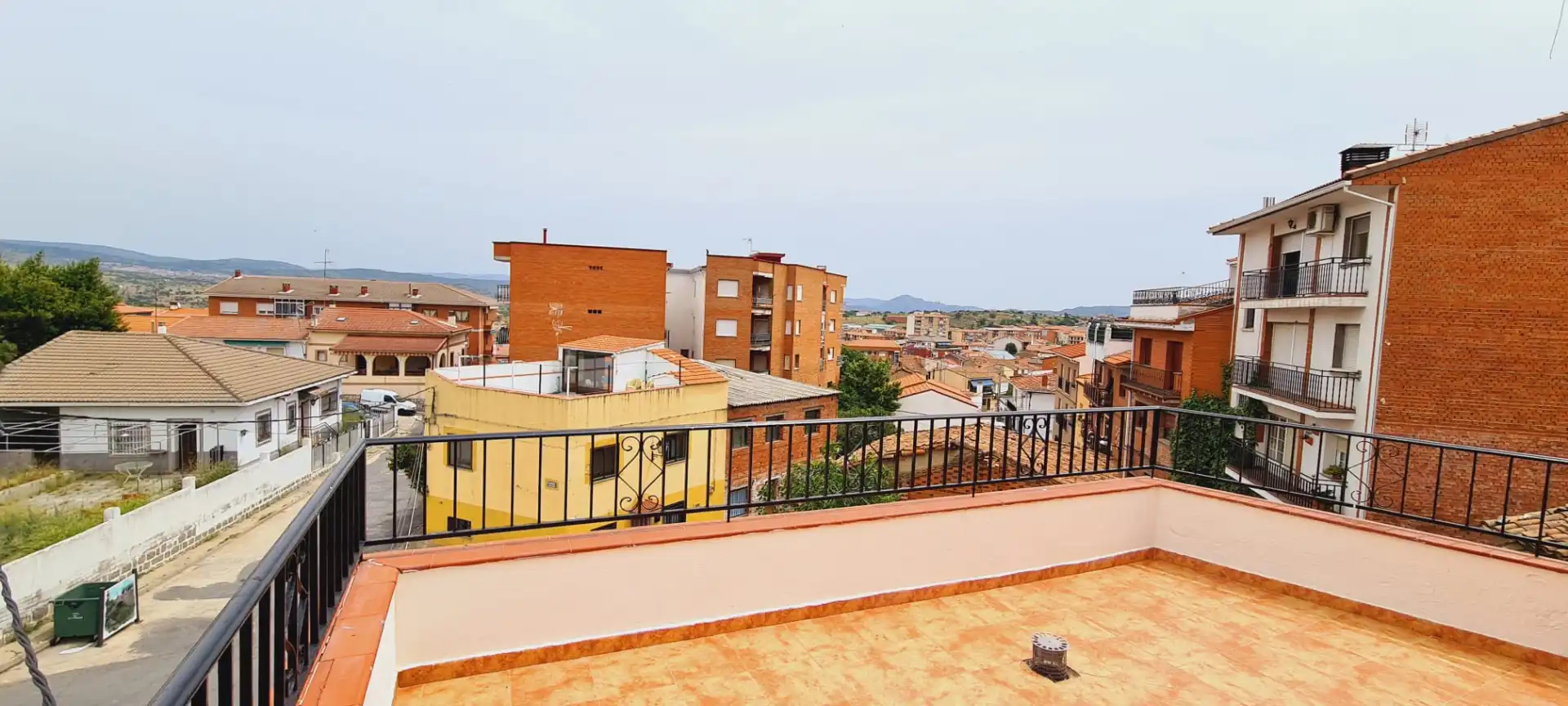 Casa adosada de lloguer a Calle del Castillo, 48, El Tiemblo