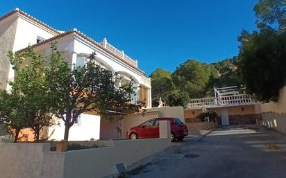 Exterior view of House or chalet for sale in L'Alfàs del Pi  with Terrace