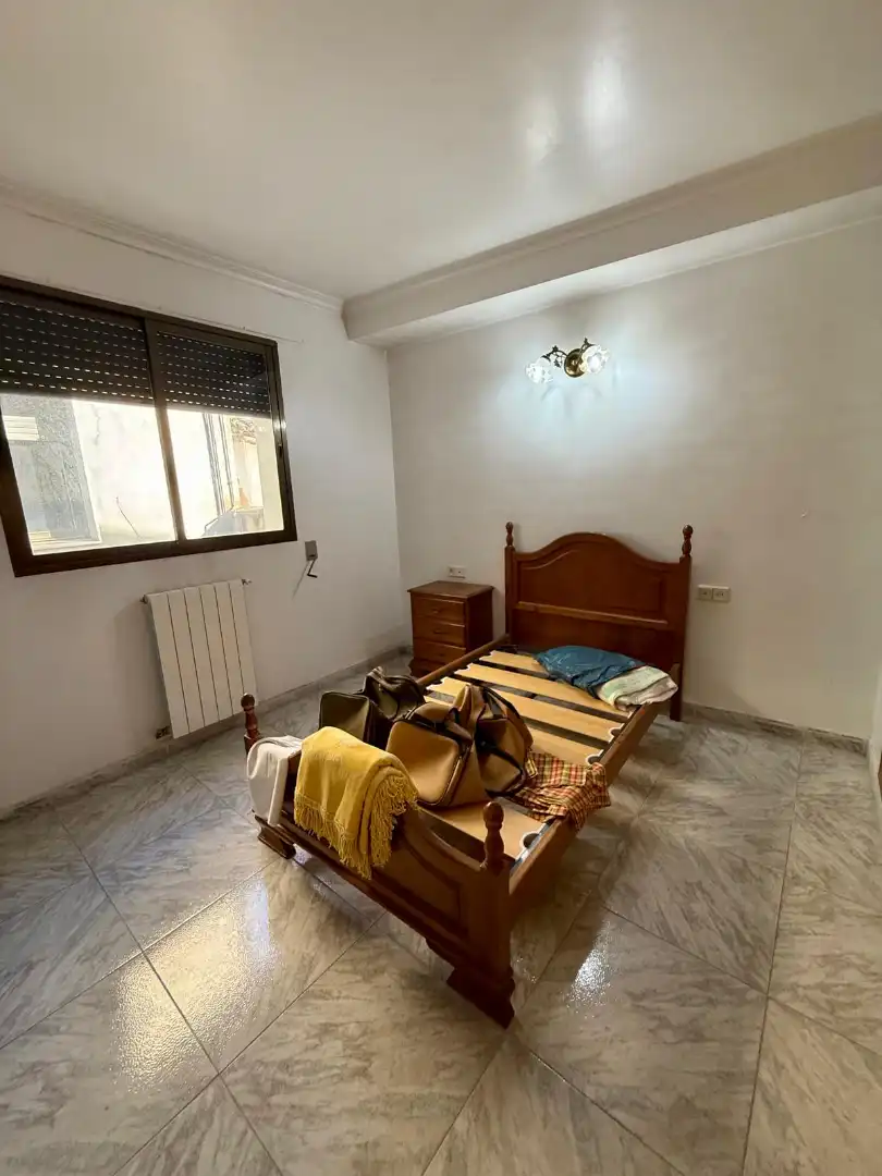 Habitación de Casa adosada en venta en Picassent con Calefacción, Terraza y Amueblado