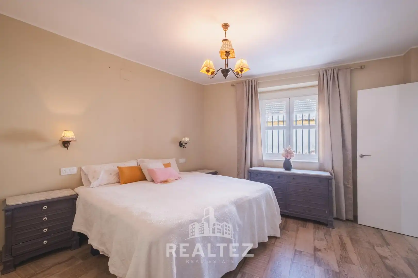 Schlafzimmer von Haus oder Chalet zum Verkauf in Jerez de la Frontera mit Klimaanlage, Heizung und Terrasse