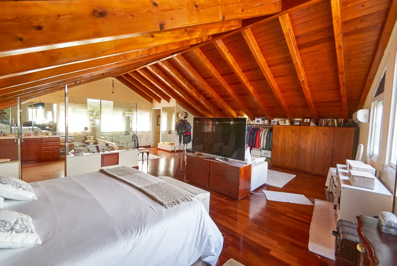 Bedroom of Houses for sale in Castelldefels  with Air Conditioner, Heating and Private garden