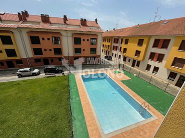 Apartment with pool for sale in Calle Travesía de la Posada 3