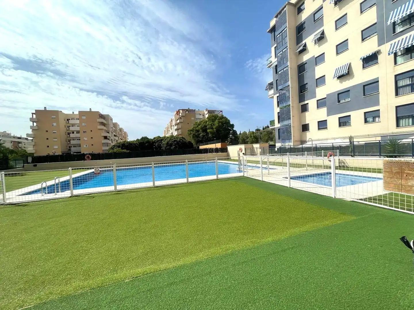 Piscina de Piso en venta en Málaga con Aire acondicionado, Calefacción y Jardín privado