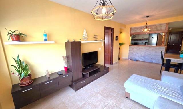 Piso en Venta en Calle Joaquin Sabina en Carboneras