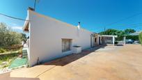 Vista exterior de Casa o xalet en venda en Moncada amb Aire condicionat, Terrassa i Piscina