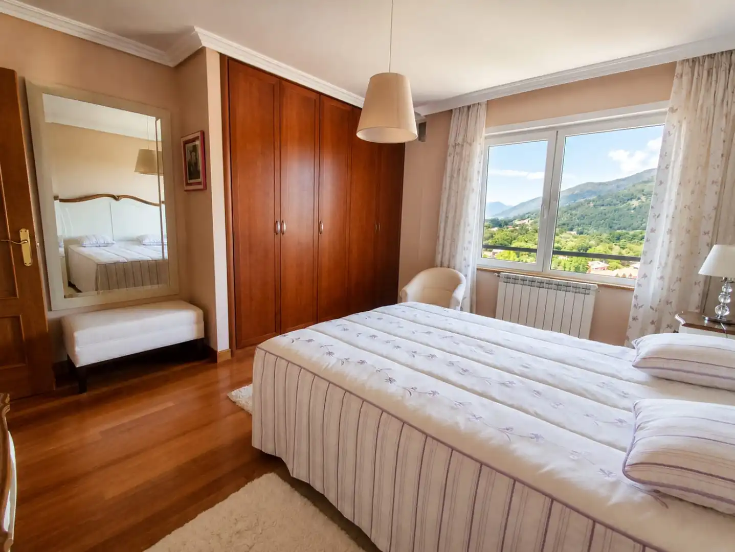 Dormitori de Casa o xalet en venda en Medio Cudeyo amb Calefacció, Jardí privat i Terrassa