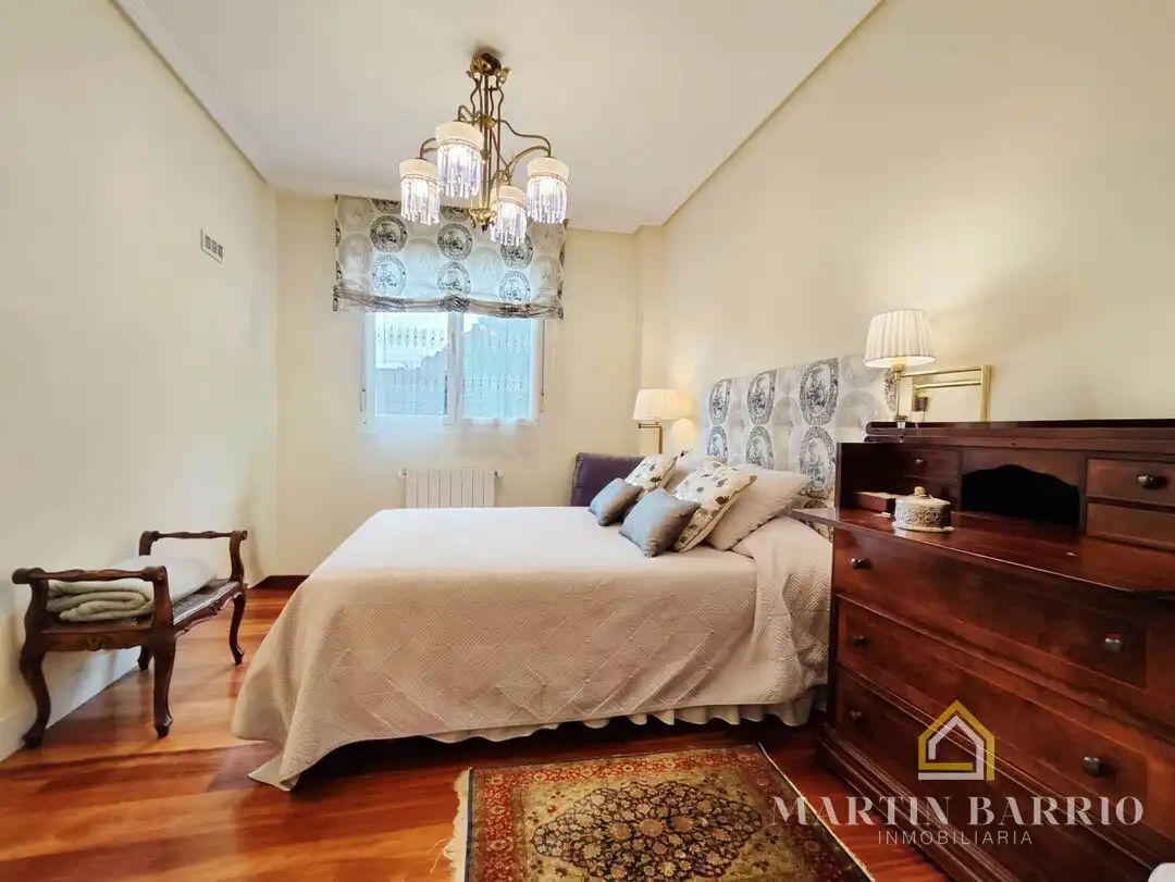 Habitación de Piso en venta en Getxo  con Aire acondicionado, Calefacción y Jardín privado