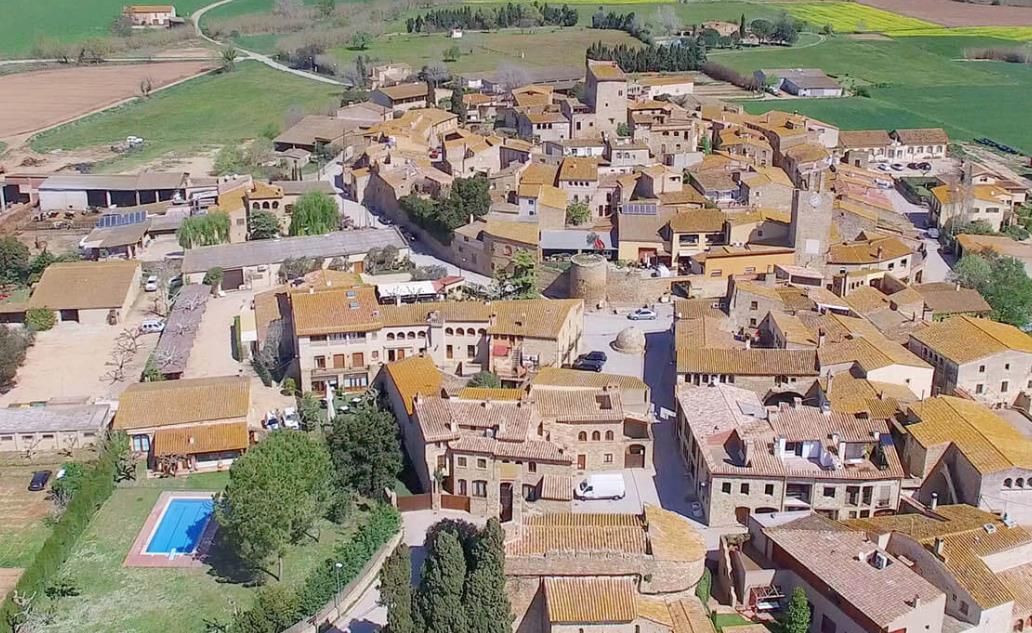 Vista exterior de Casa o xalet en venda en Palau-sator amb Aire condicionat, Calefacció i Piscina